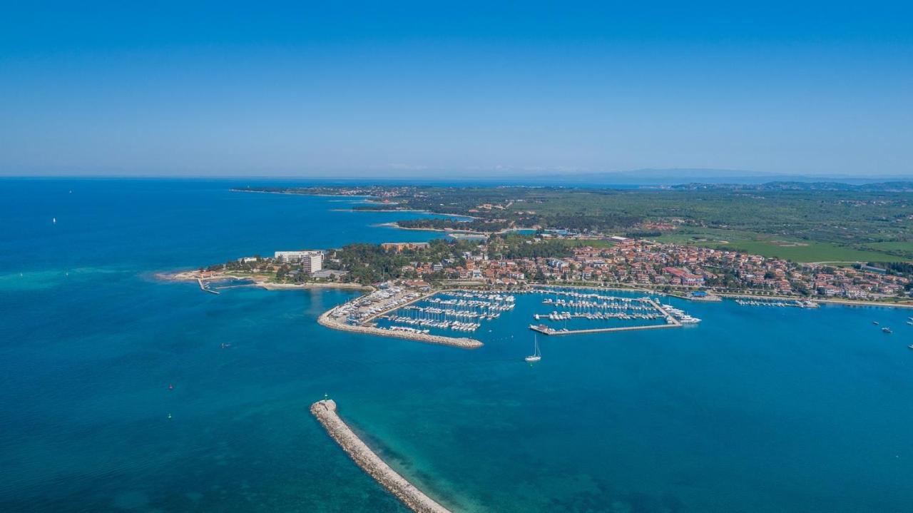 Apartment Melarnian Near The Beach In Umag Exterior foto